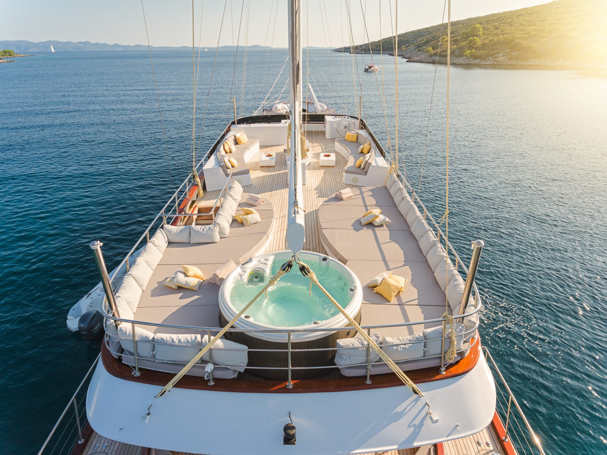 Lady Gita Yacht Charter Exterior