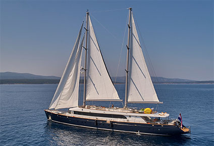 Dalmatino Yacht Charter