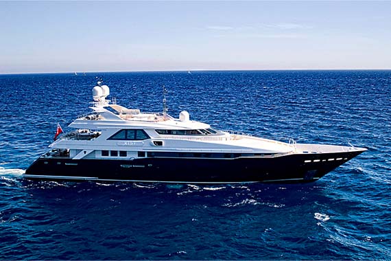 Kijo Yacht Charter