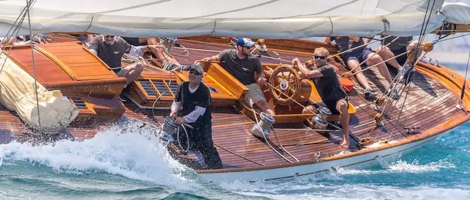 Sailing HALLOWE’EN is nothing else but a pure adrenalin rush