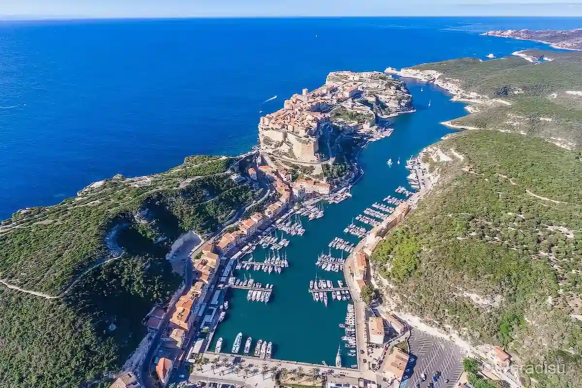 Corsica Classic Week, Bonifacio